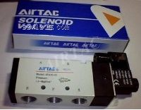 AIRTAC电磁阀4M210-08 4M310-10 4M410-15